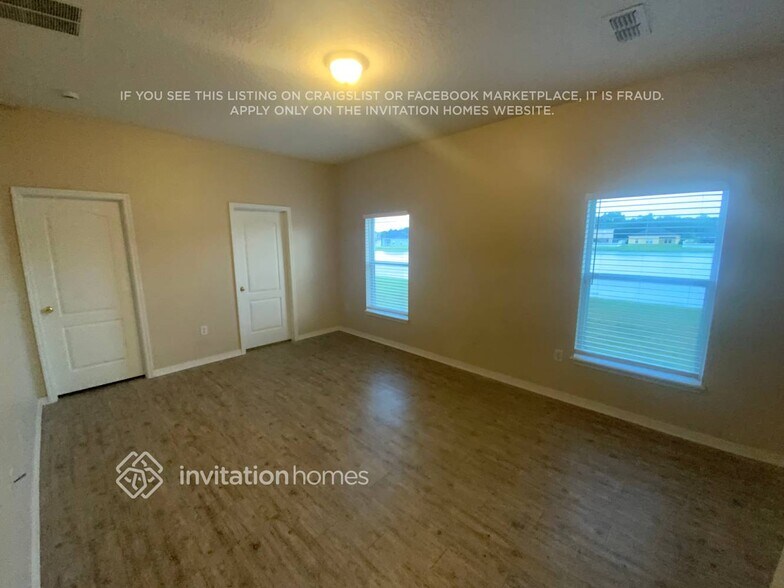 Building Photo - 3904 Emerald Tree Ln