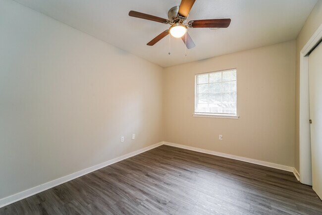 Building Photo - Beautiful Home in Jackson