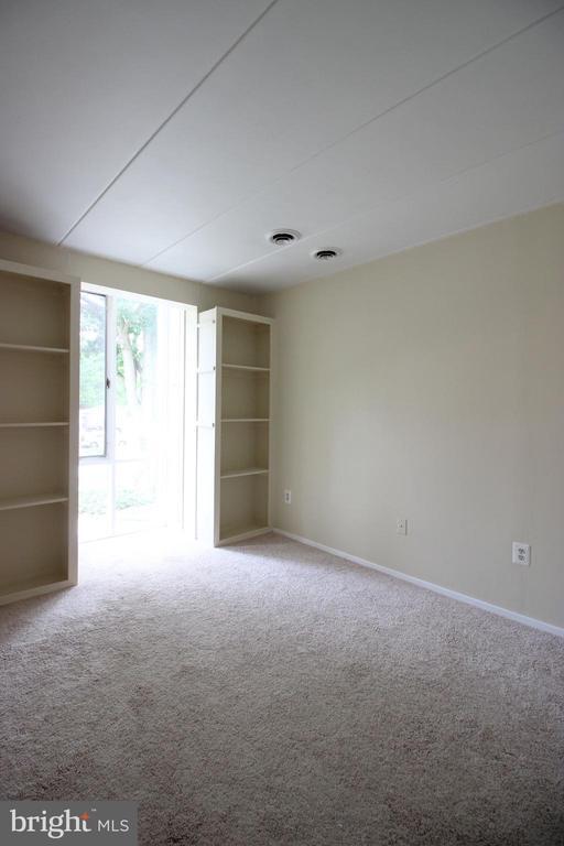 Building Photo - 2624 Wagon Dr