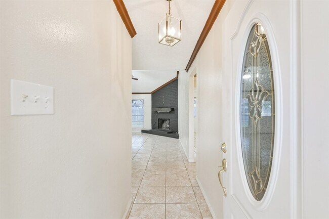 Building Photo - 19302 Cypress Bay Dr