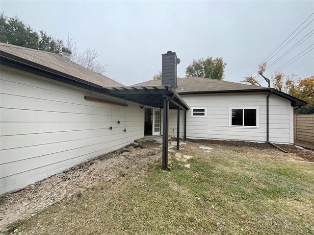 Building Photo - 8701 Woodlake Dr