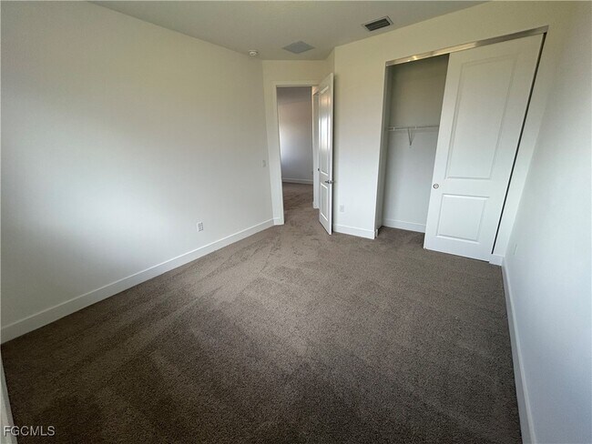 Building Photo - 5835 Cassidy Ln