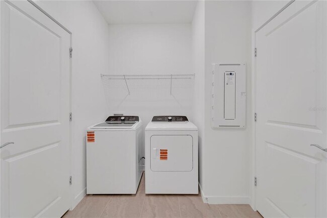 Building Photo - 6573 Asbury Barnes Ln