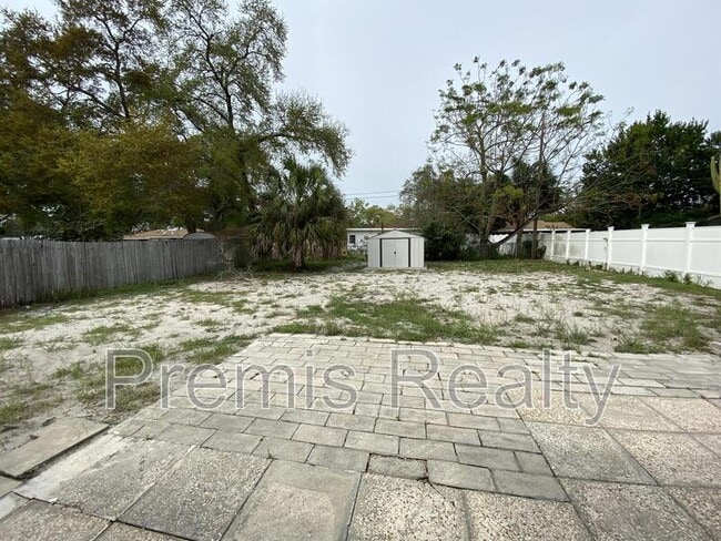 Building Photo - 1416 Druid Rd