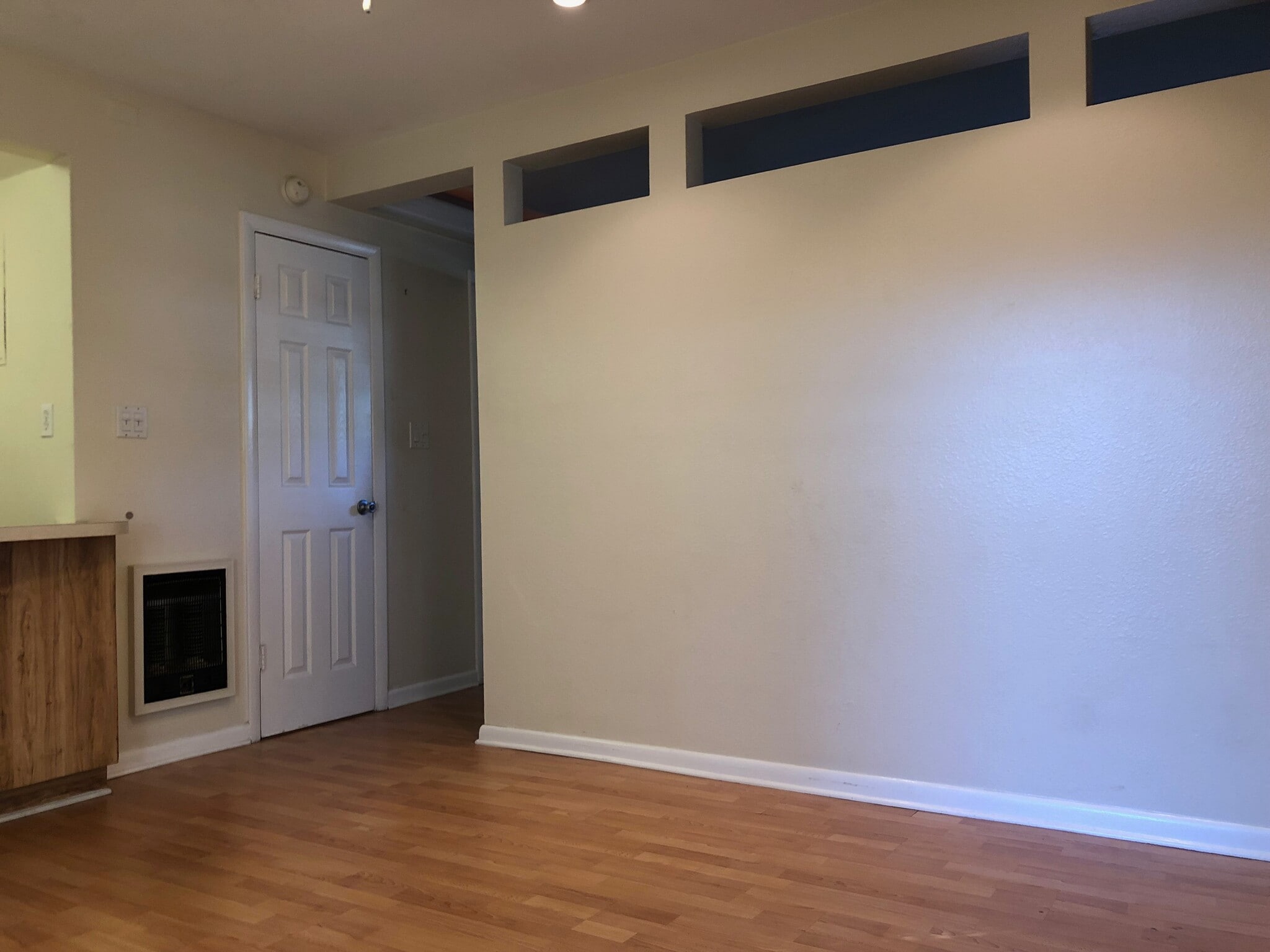 Building Photo - 421 S Hyer Ave
