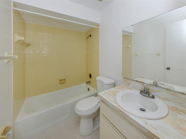 Building Photo - 662 Substation Rd