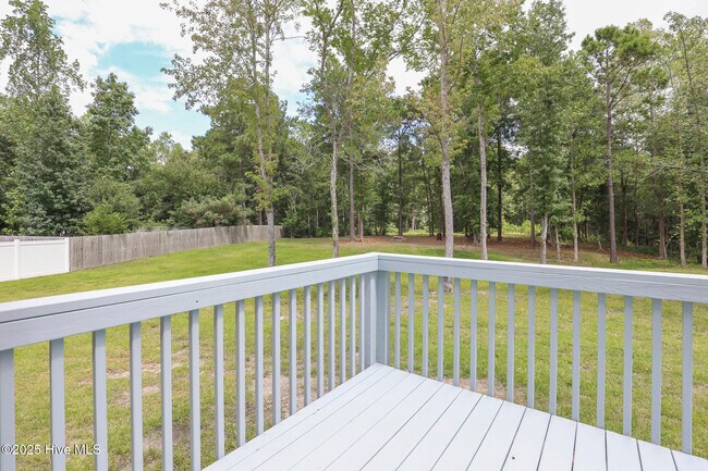 Building Photo - 304 Windward Landing