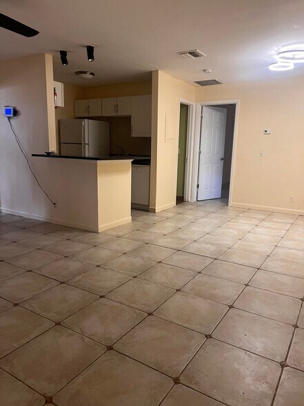 Building Photo - 30 Crossings Cir