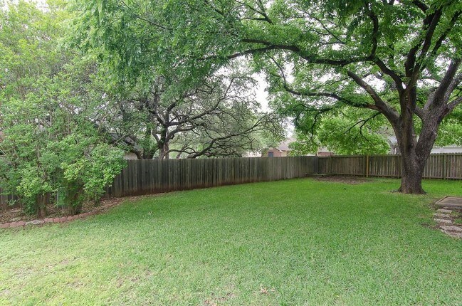 Building Photo - 7010 Buccaneer Trail