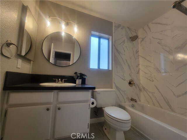 Building Photo - 28973 Willow Creek Ln