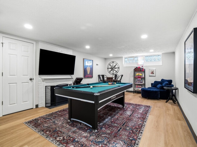 Building Photo - 3746 Northwood Rd