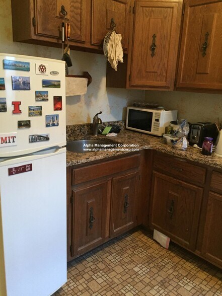 Building Photo - 17-19 Washington St. Unit 507