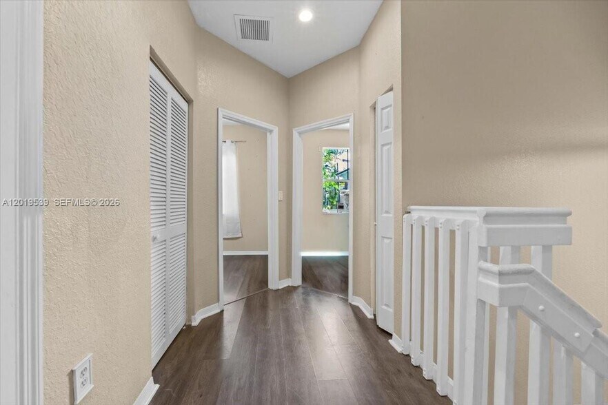 Building Photo - 3417 Merrick Ct