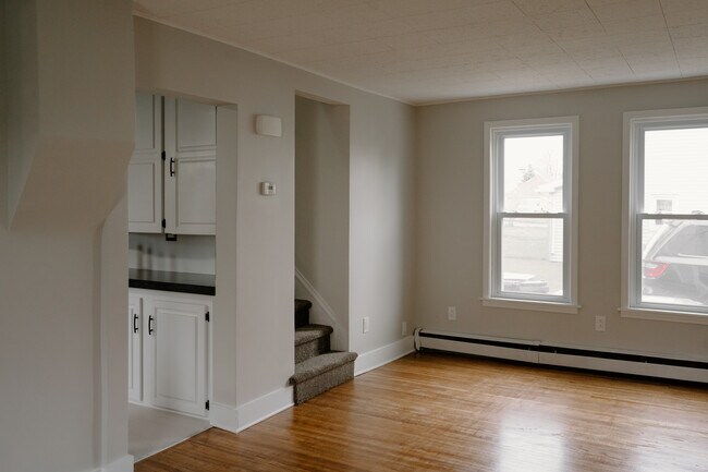 Building Photo - 354 Terrace Blvd