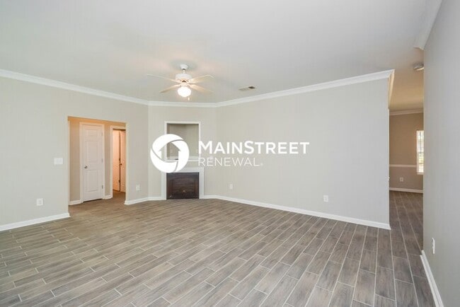 Building Photo - 4 Bedroom Pet-Friendly Home in COVINGTON, ...