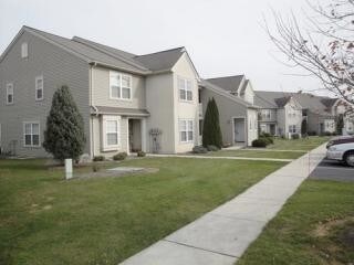 Primary Photo - 2059 Shady Oak Dr