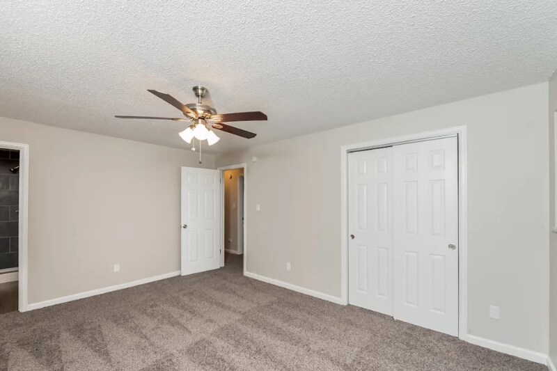 Building Photo - 9540 Meade St