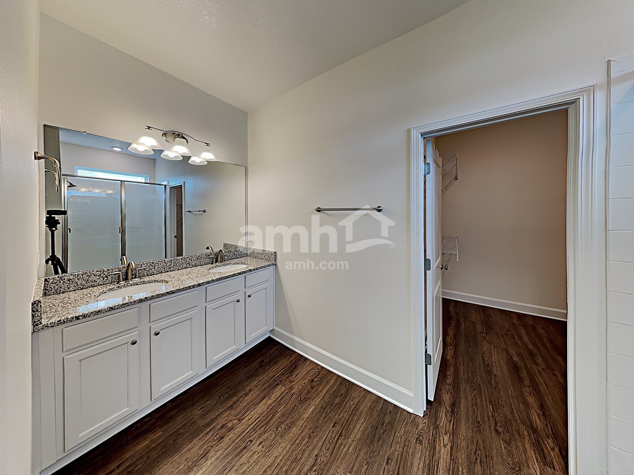 Building Photo - 505 Pine Terrace Dr