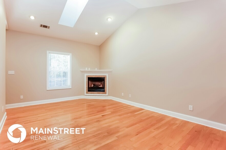 Building Photo - 7358 English Park Way