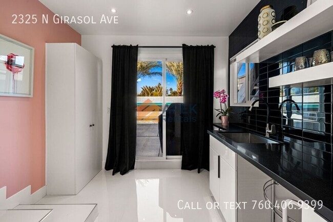 Building Photo - 2325 N Girasol Ave