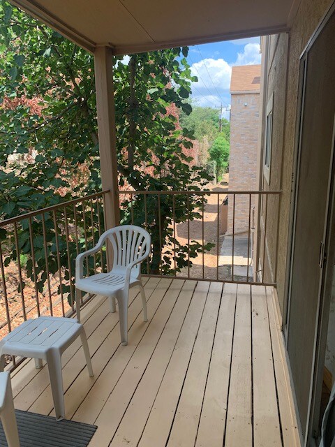 Building Photo - 4119 Medical Dr