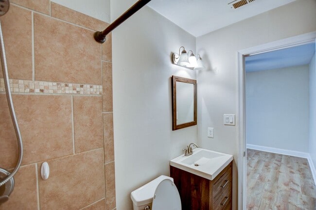 Building Photo - Charming 3-Bedroom, 2-Bath Home in Virgini...