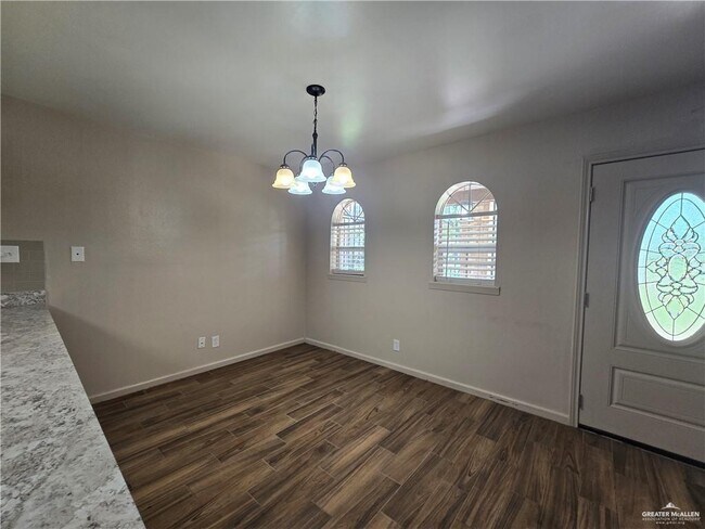 Building Photo - 33 Highland Park Ave