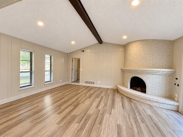 Building Photo - 2404 Kentfield Ln