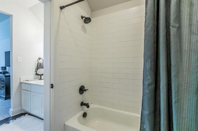 Building Photo - 2104 Palafox Dr