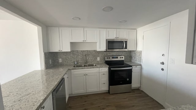 Building Photo - 427 Golden Isles Dr