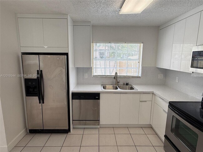 Building Photo - 13495 SW 62nd St