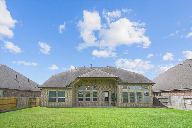 Building Photo - 6318 Sunstone Falls Ln