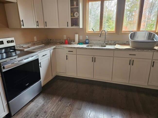 Building Photo - 146 Ellsworth Hill Rd