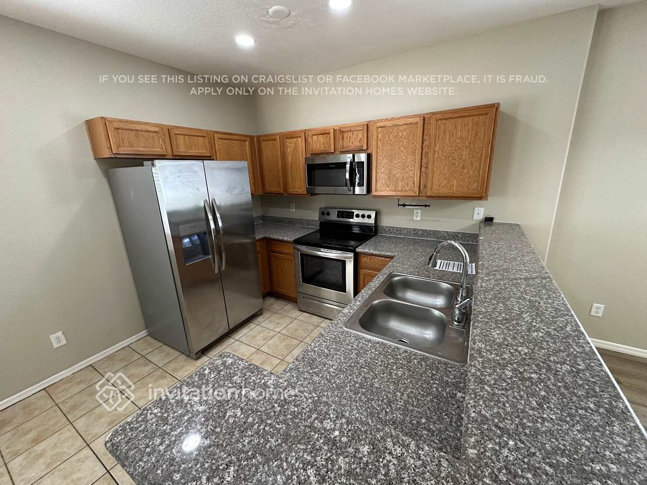 Building Photo - 7213 S 8th St