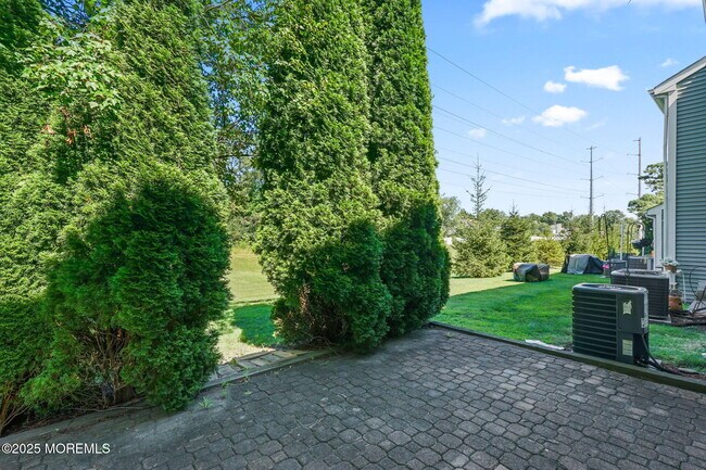 Building Photo - 36 Stirrup Ct