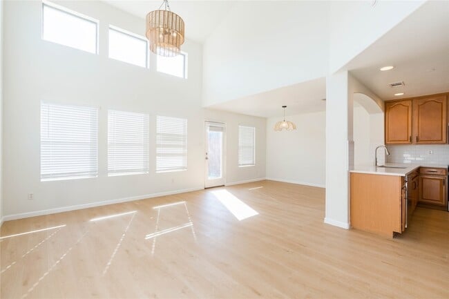 Building Photo - 1179 Landon Ln