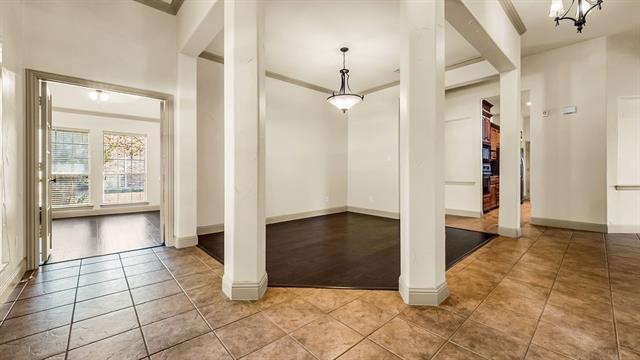 Building Photo - 881 Winchester Dr