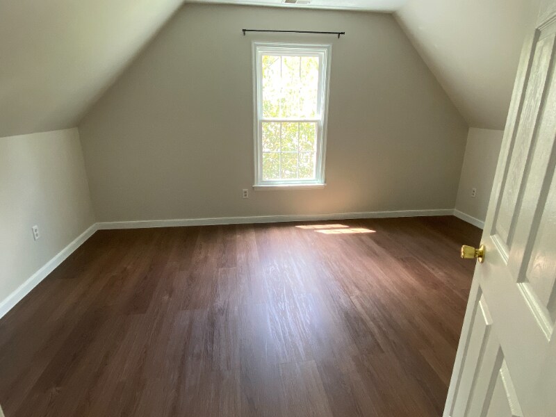 Building Photo - 4200 Lanver Ln