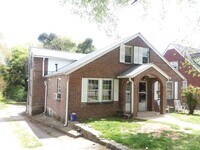 Building Photo - Myers Triplex