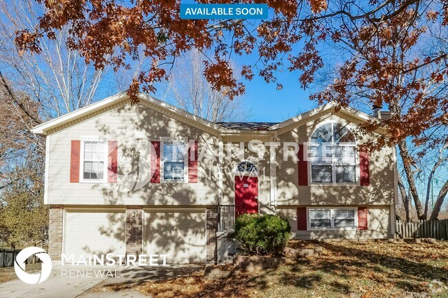 Building Photo - 609 SE Steeple Ct