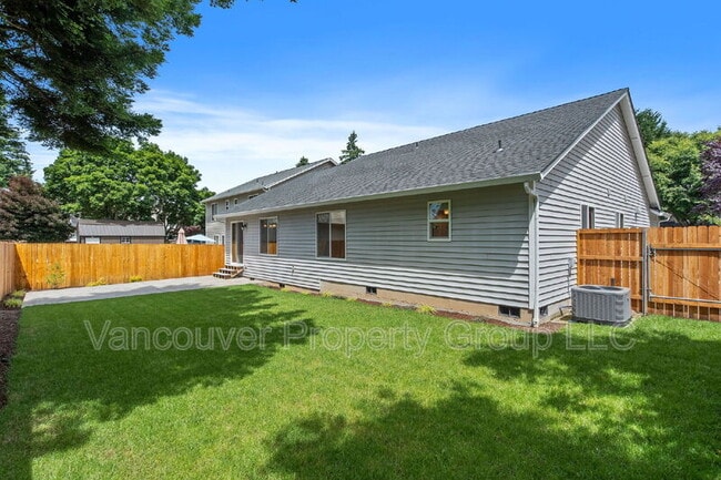 Building Photo - 3106 NE 183rd Pl