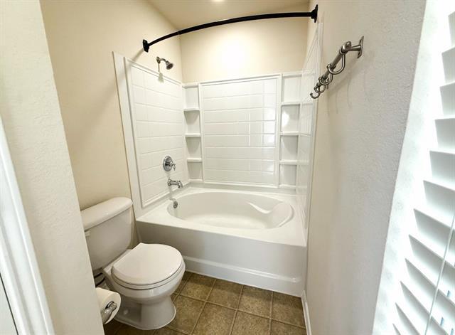Building Photo - 8653 Hawkview Dr