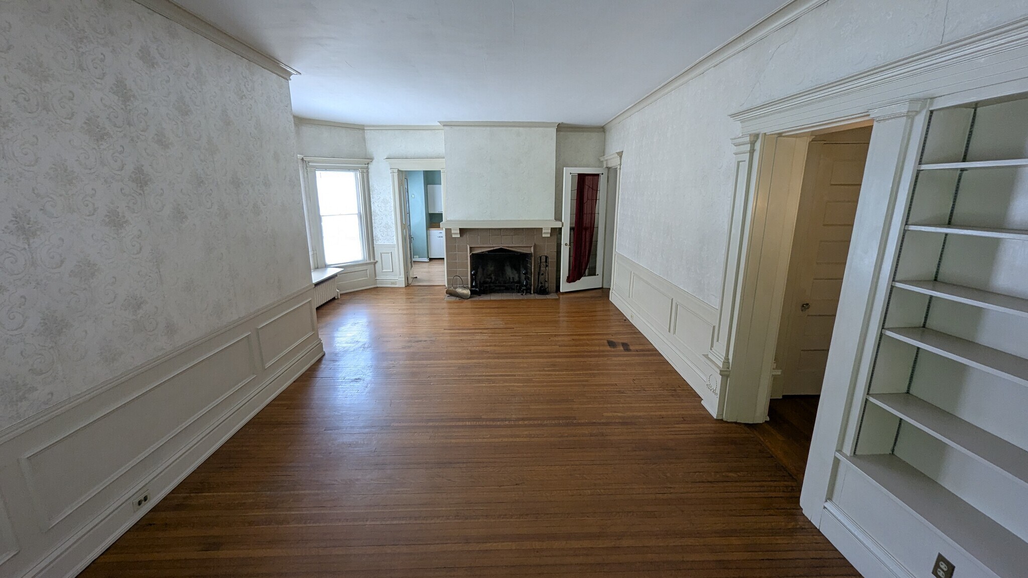 Building Photo - 2257 Scottwood Ave