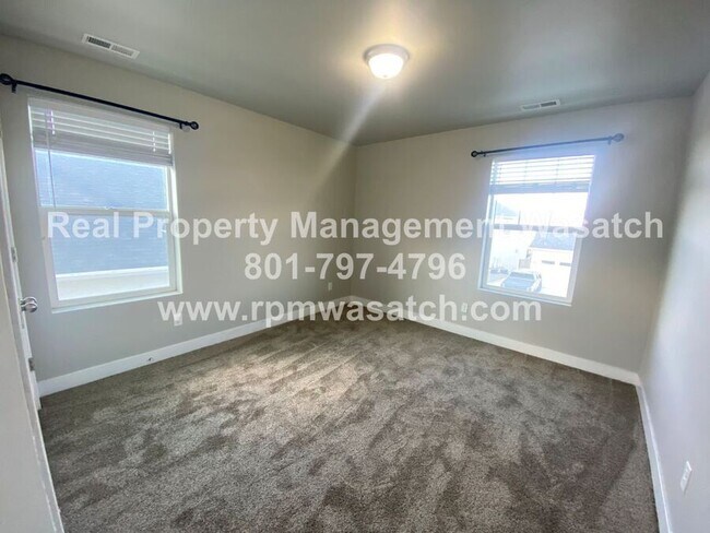 Building Photo - 14882 S Lower Bnd Dr