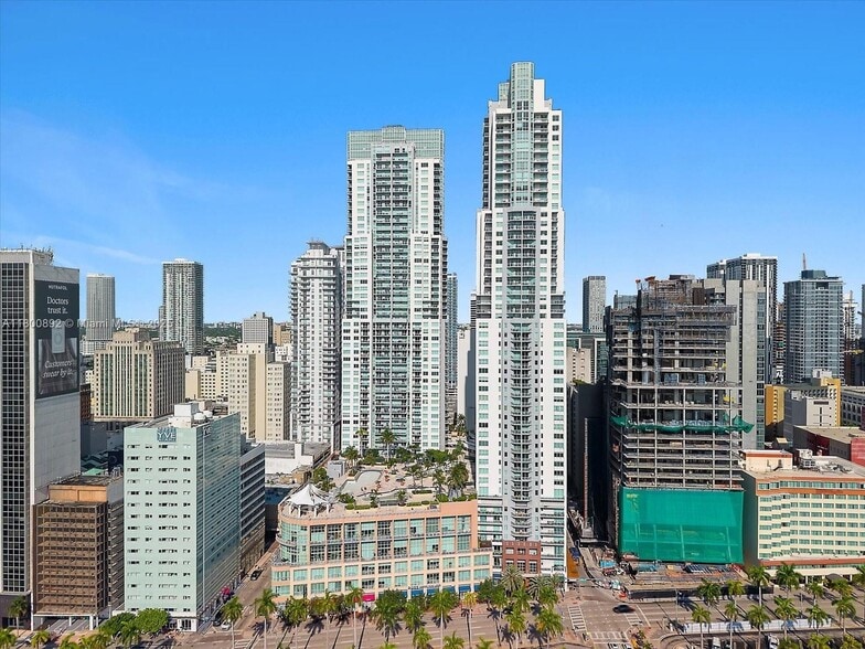 Building View - 244 Biscayne Blvd