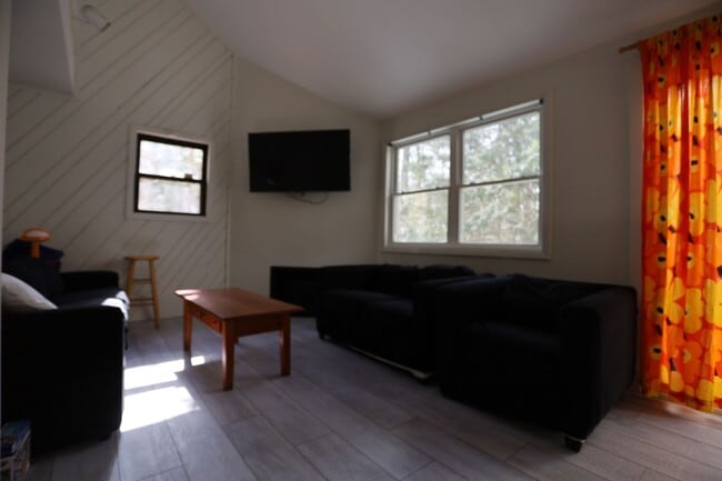 Building Photo - Seasonal 6 Month Lease Available | $1,700.00/ month home in Campton, NH!