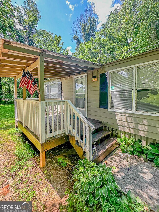 Building Photo - 6220 Town Creek Rd