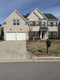 Building Photo - "Charming 4-Bed High Point Home with Granite Elegance & Cozy Fireplace!"