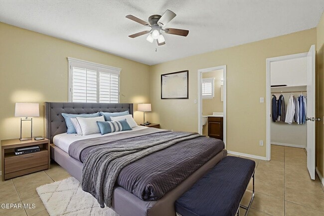 Building Photo - 12528 Martin Bauman Dr