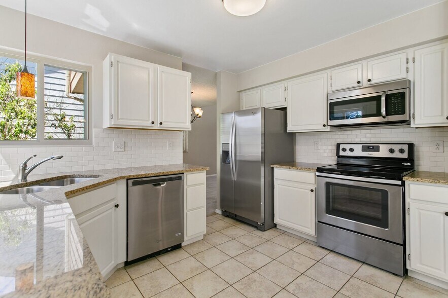 Building Photo - District 20 Living Near Powers and I-25 – ...